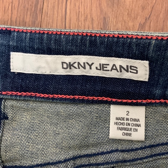 DKNY Jeans Flounce Denim Skirt - Picture 6 of 8